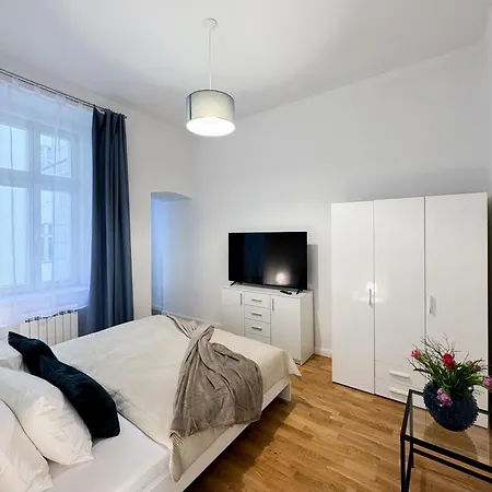 Turnkey I Wenceslas Square Apartments Prague Exterior photo