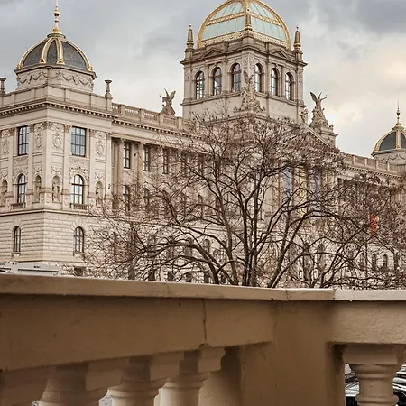 Turnkey I Wenceslas Square Apartments Prague Exterior photo
