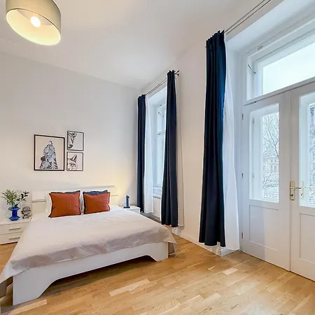Turnkey I Wenceslas Square Apartments Prague Exterior photo
